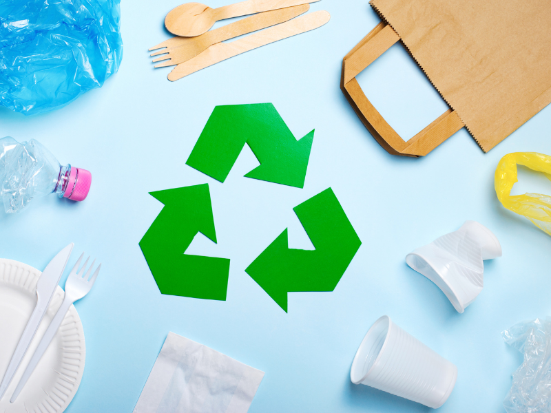 Nhóm nhựa dùng 1 lần